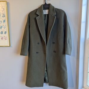 VGUC Aritzia Slouch Coat